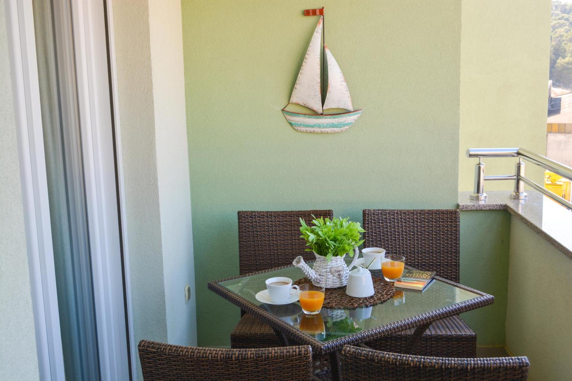 Apartment Sopta Makarska Eksteriør billede